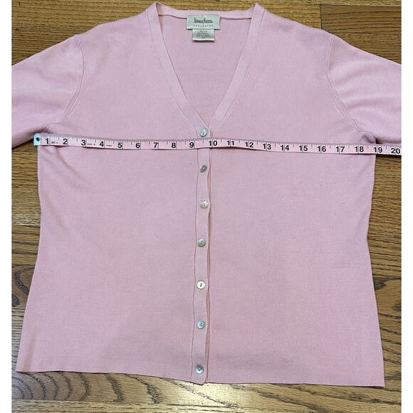 Neiman Marcus Exclusive Silk Cardigan – Women’s M – Pink – 80% Silk - Picture 4 of 5